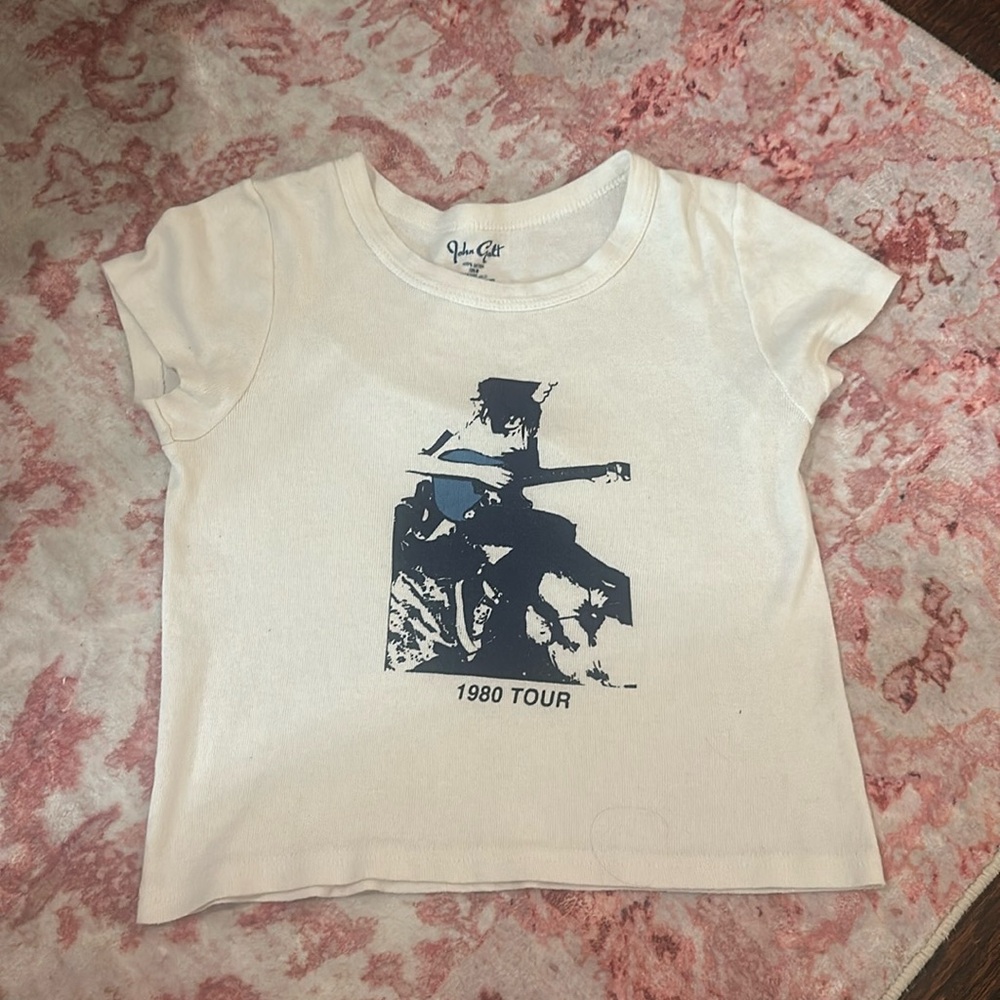 Brandy Melville baby tee